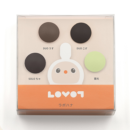 LOVOTウェア』の「アニマルライン」から「うさぎベロアカットソー