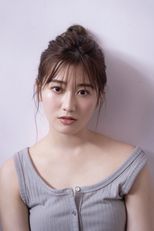 欅坂46・守屋茜がblt graph.の表紙・巻頭に初登場！自然体の魅力に迫る