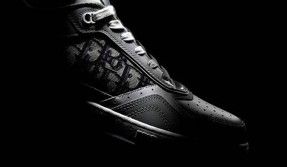 DIOR】新作スニーカー「B27」 | クリスチャン・ディオール合同会社の