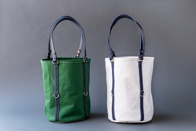 GLENROYALより新作のキャンバス×ブライドルレザートートが登場。BEAMS