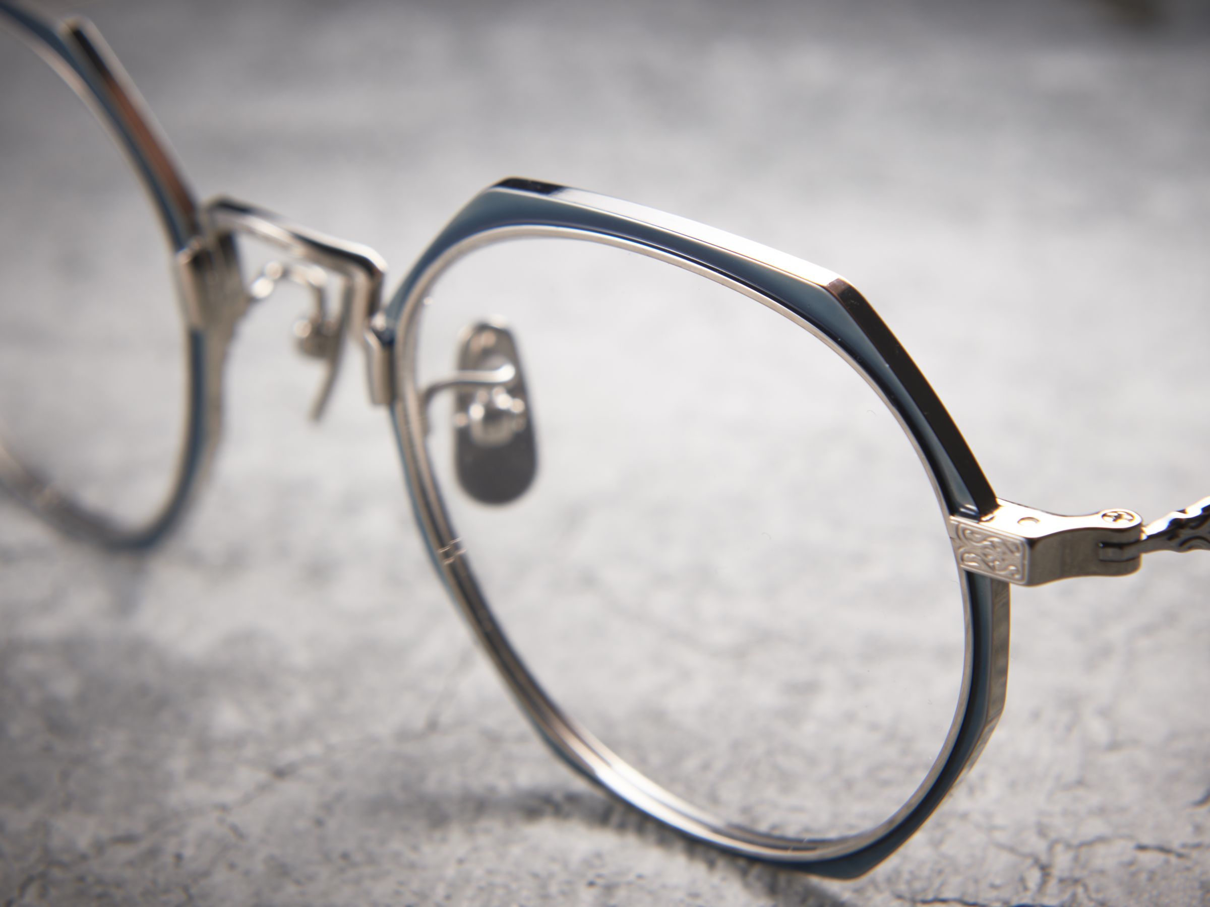 EMPEROR E-085 / EYEWEAR :: Ptolemy48（トレミーフォーティエイト