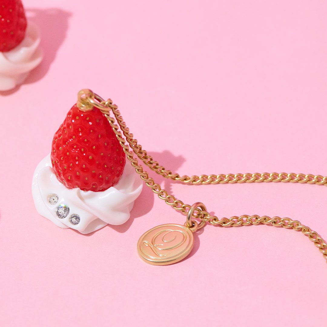 店舗限定商品】フレッシュストロベリー ネックレス（ホワイト） | Q