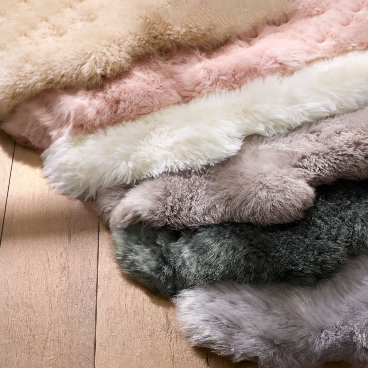 洗える長毛リアルムートンラグ約55x85cm 毛足約6cm - QVC.jp