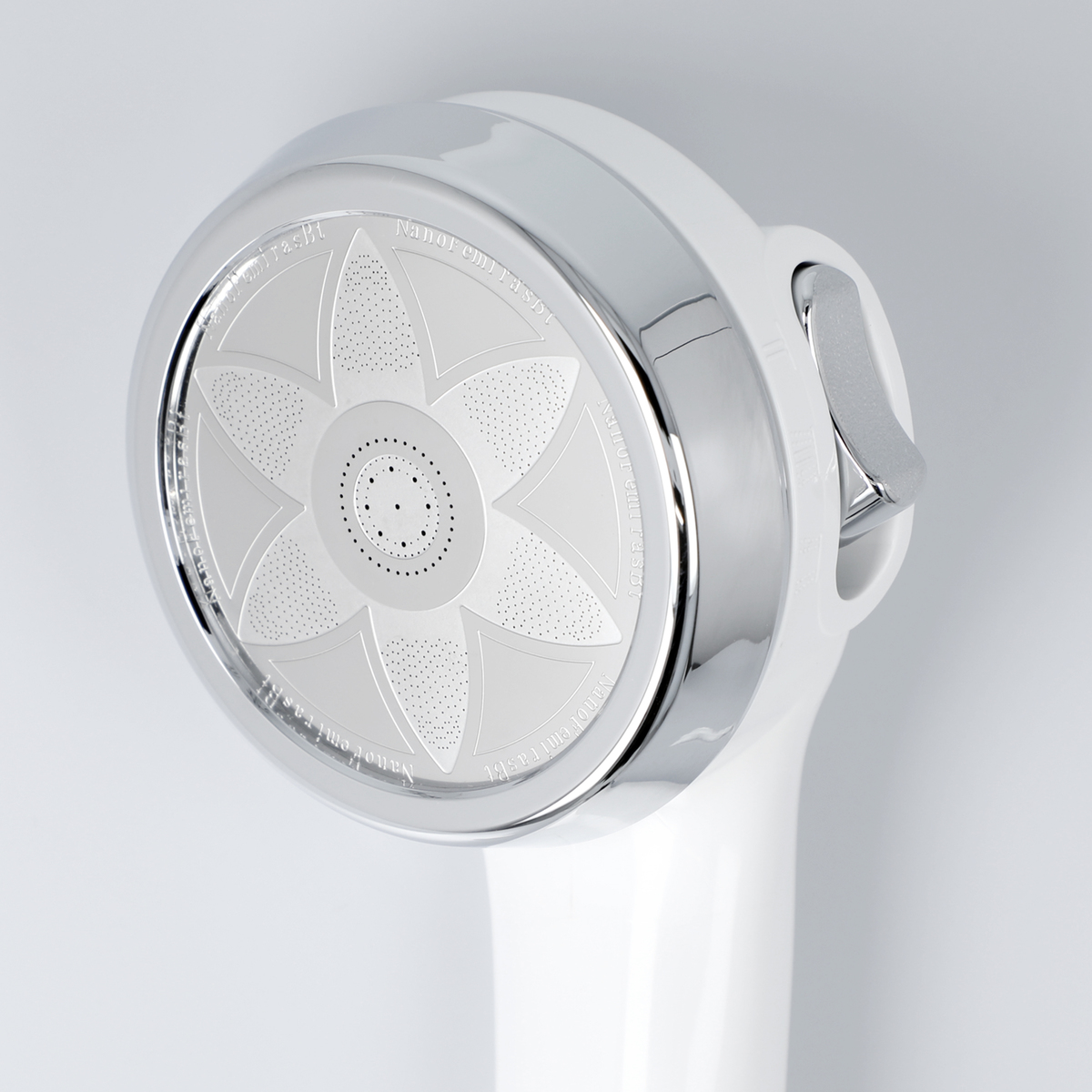 ナノフェミラスビューティー 全身美容シャワーヘッド ナノフェミラス