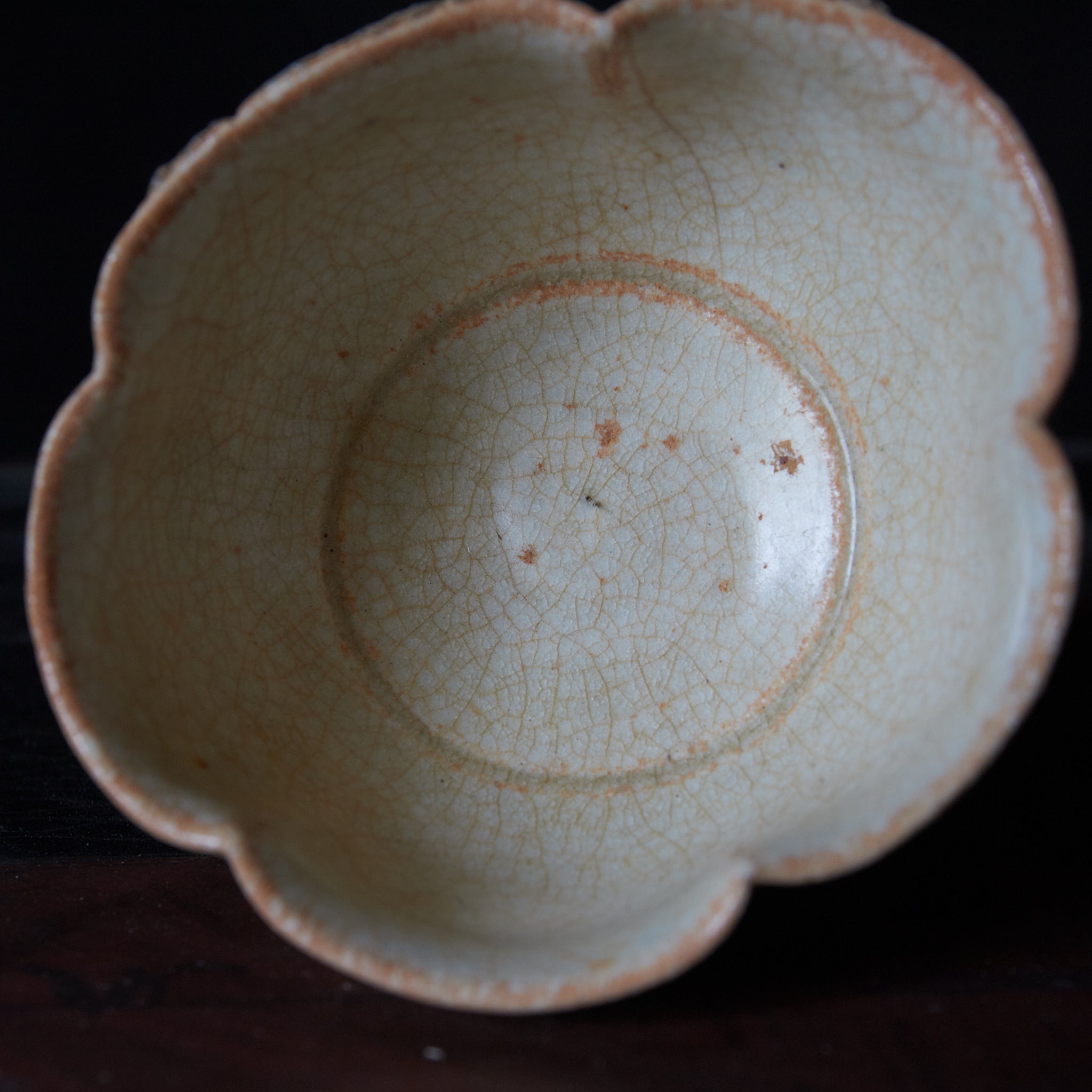 宋代 湖田窯 影青 青白磁花口杯（960–1279CE） | 入蘆花（ロカニイル）