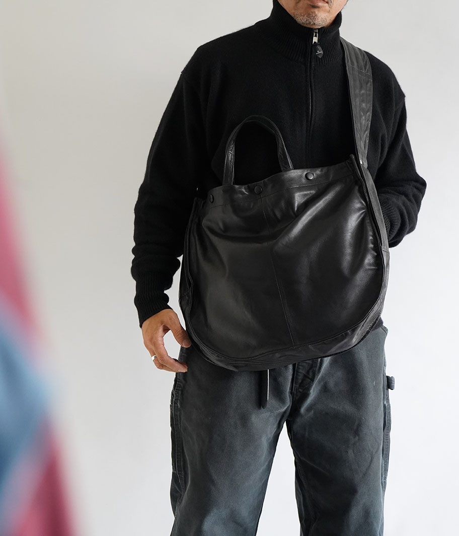 CCU TOBY' WIDE SHOULDER BAG [COW SKIN / BLACK] - Fresh Service