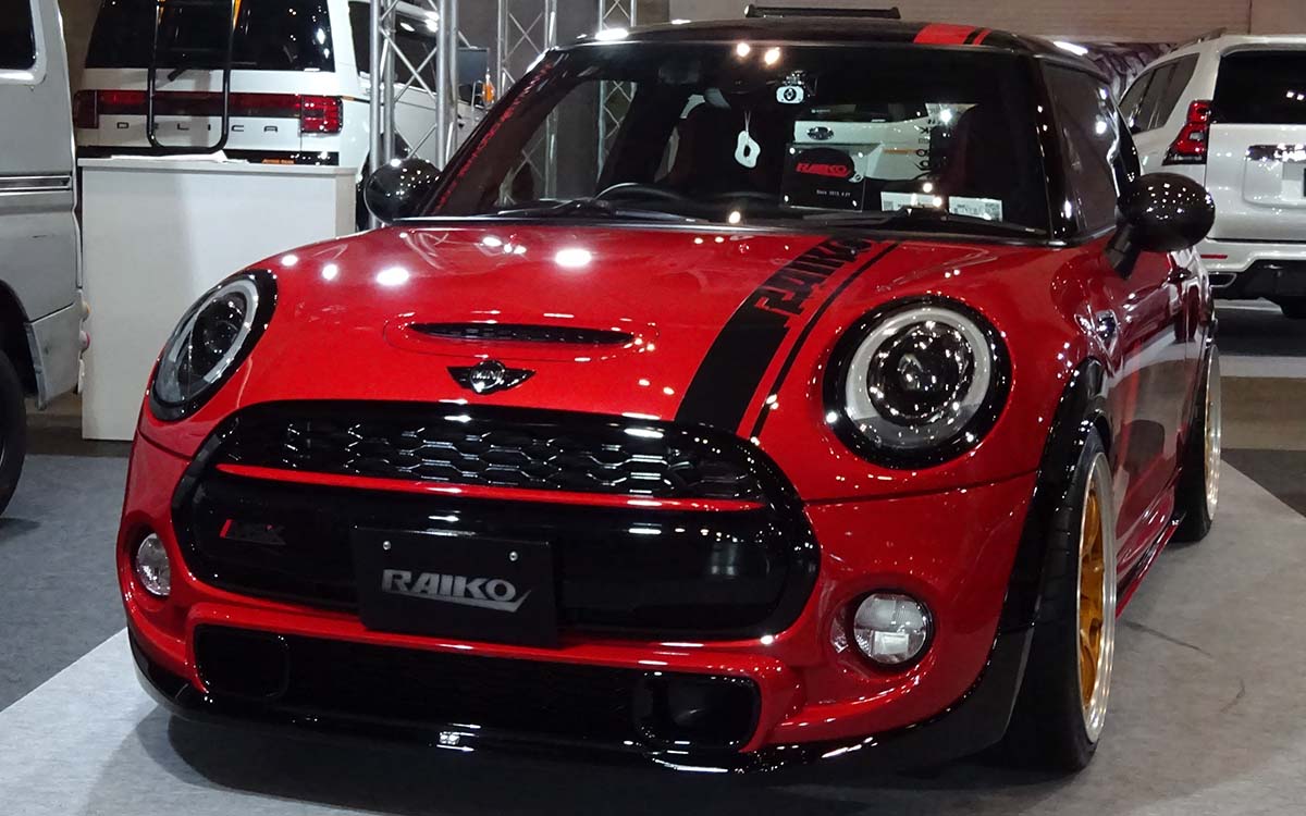 MSK製スポイラー装着 for MINI F55 / F56 / F57 - BMW&MINI 専門店