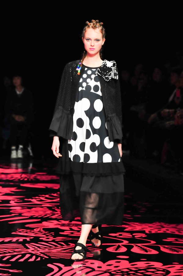 TOKUKO 1er VOL トクコ・プルミエヴォル | Rakuten Fashion Week TOKYO