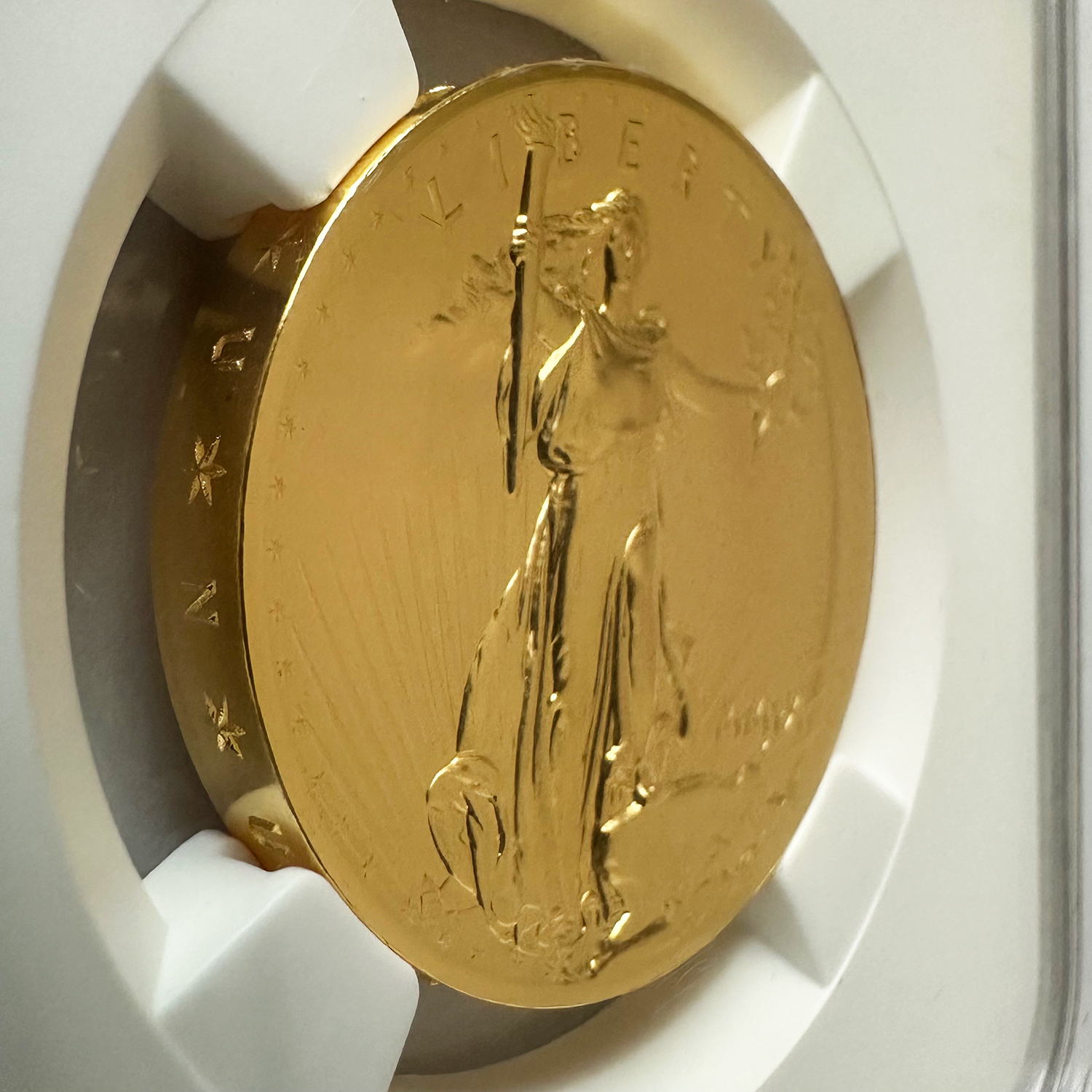 2009 ダブルイーグル ウルトラハイレリーフ アメリカ 20ドル 金貨 NGC