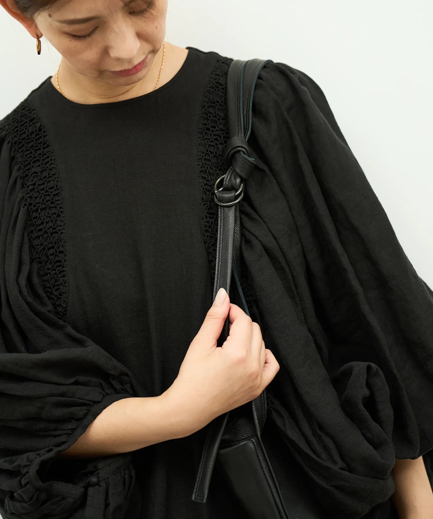 REN】《トートバッグ》肩掛け、斜めがけも / シンプルで男女で使える