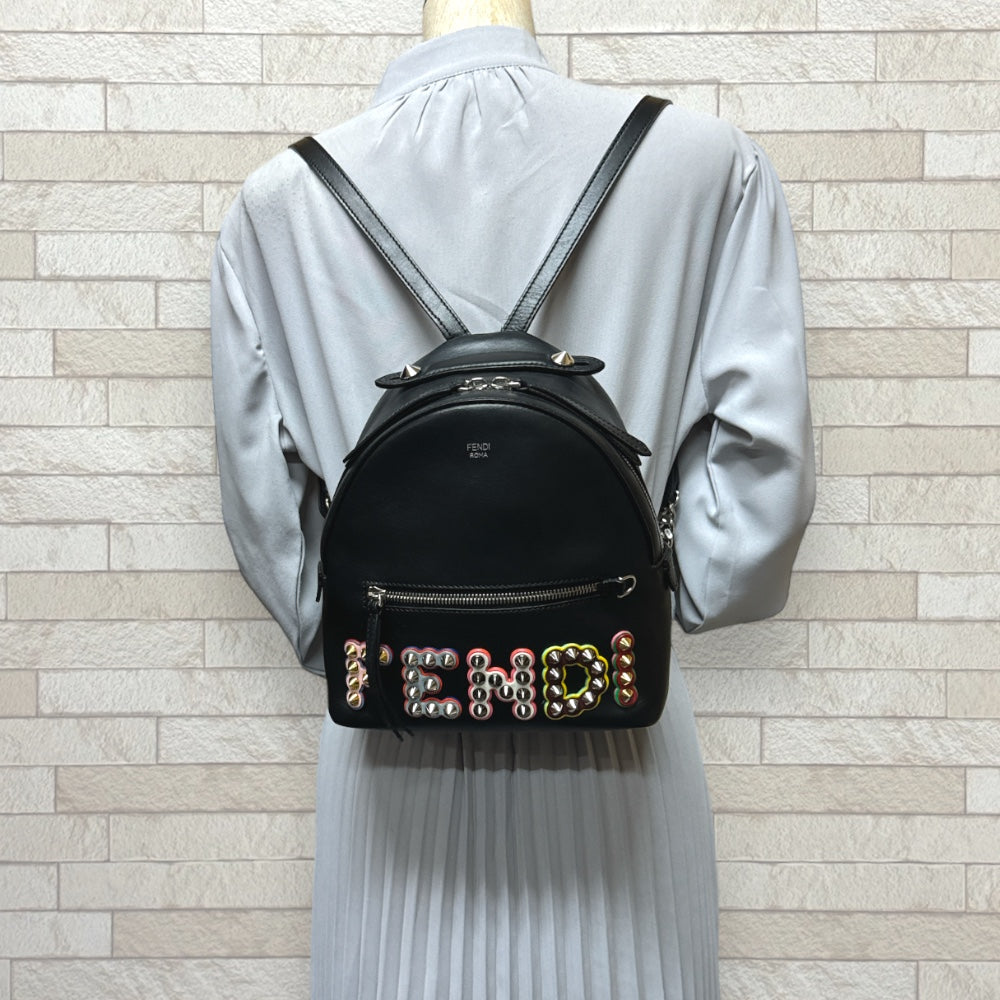 FENDI フェンディ リュック・デイパック レザー レディース 中古