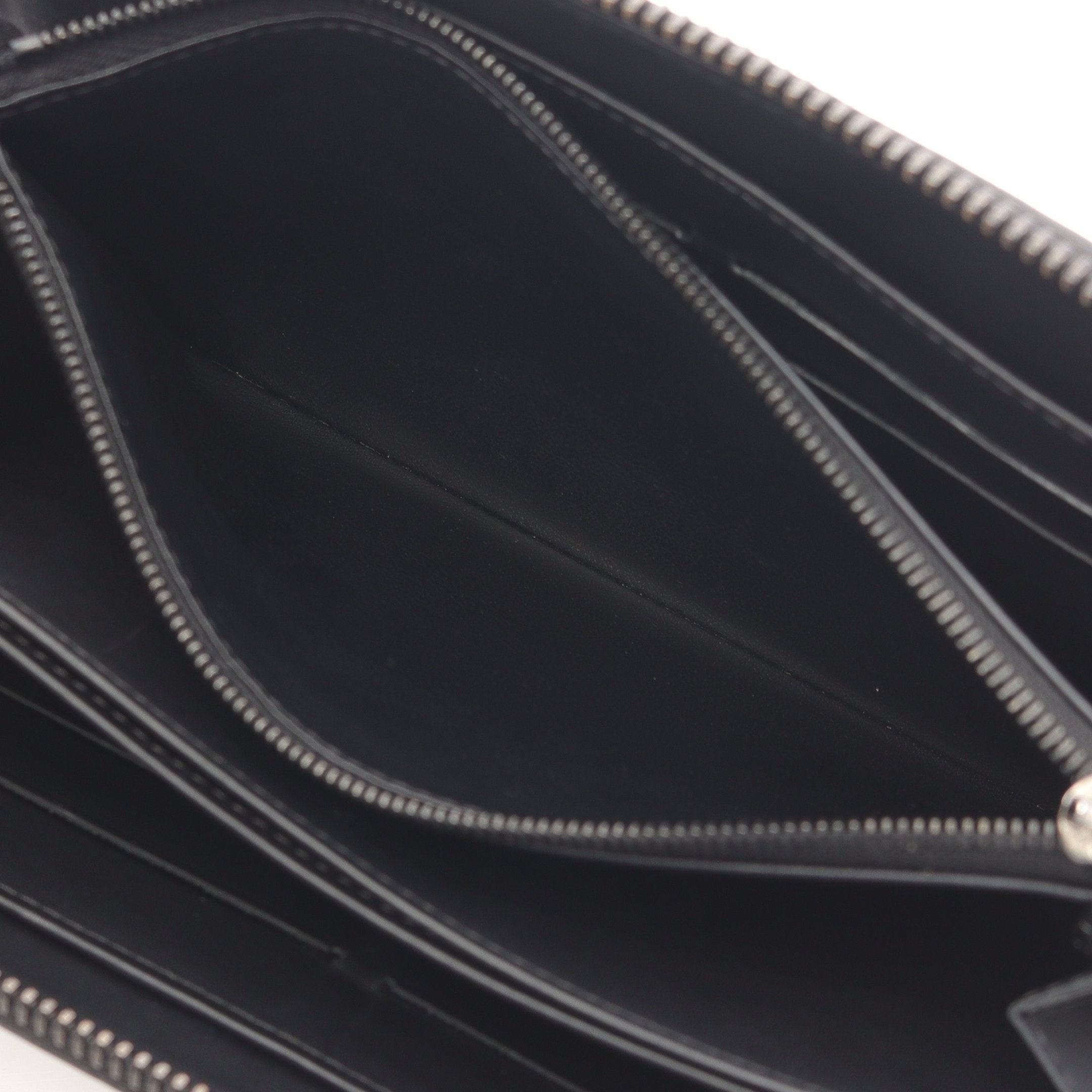 ジッピーウォレット モノグラムヴェルニ ノワールマニエティック