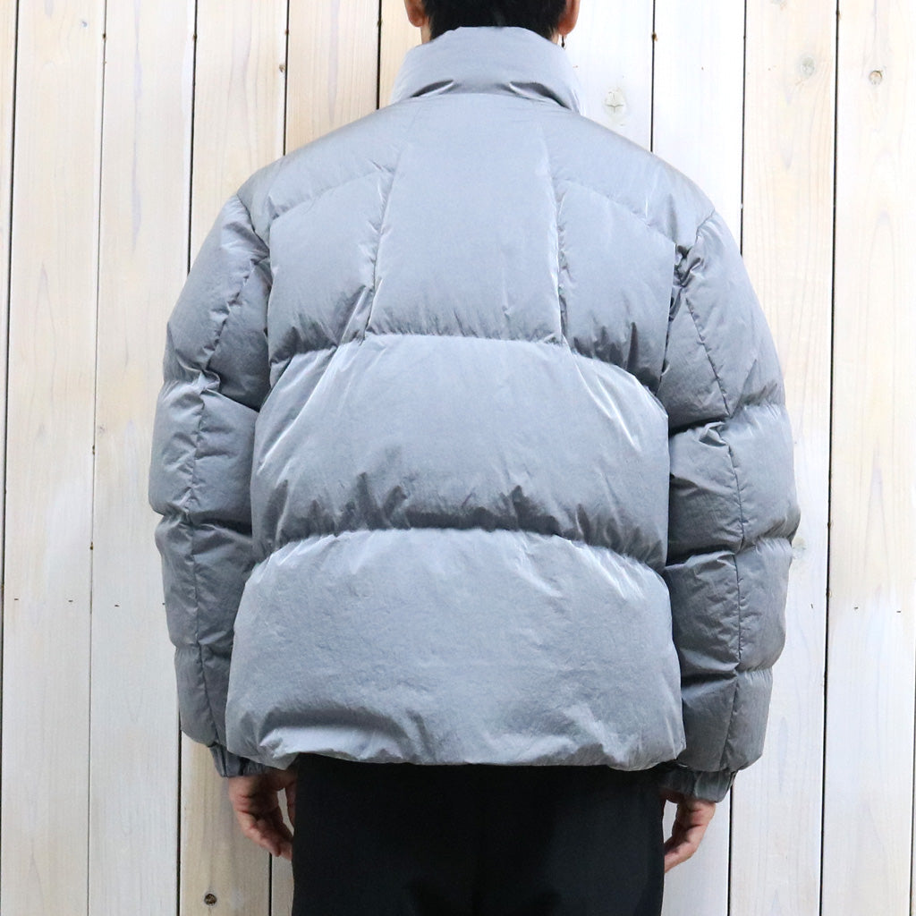 Goldwin (ゴールドウィン) : Dope Dyed Ripple Nylon Down Jacket