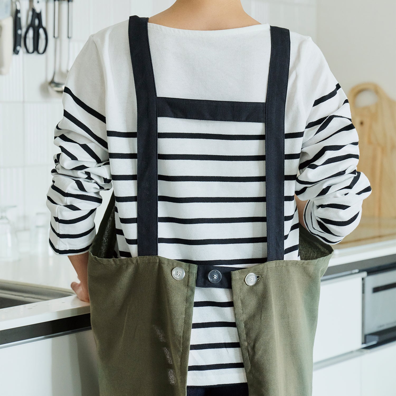 562703-04.jpg?v=1737422051&