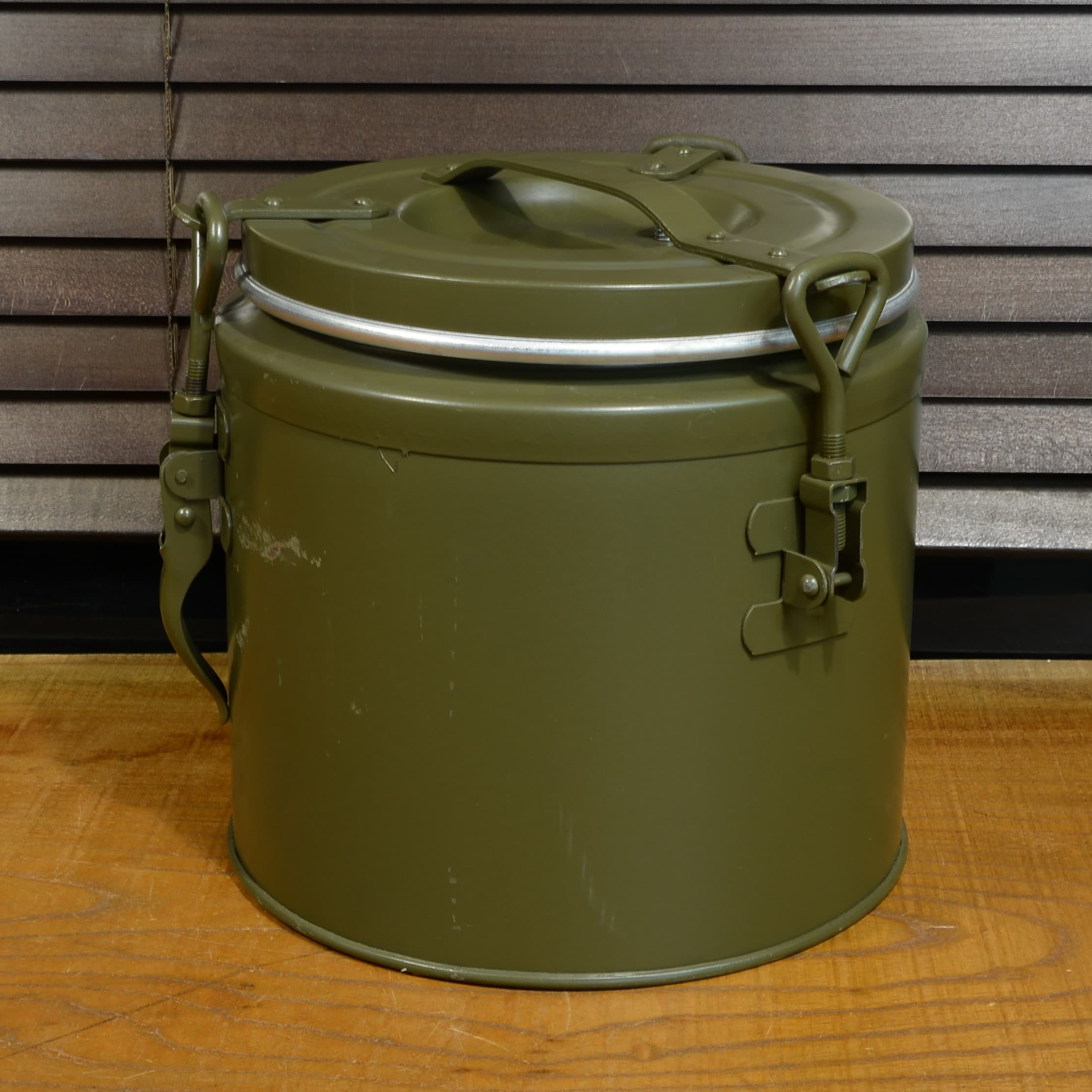 チェコ軍放出品 フードコンテナ 保温コンテナ 5L スチール製