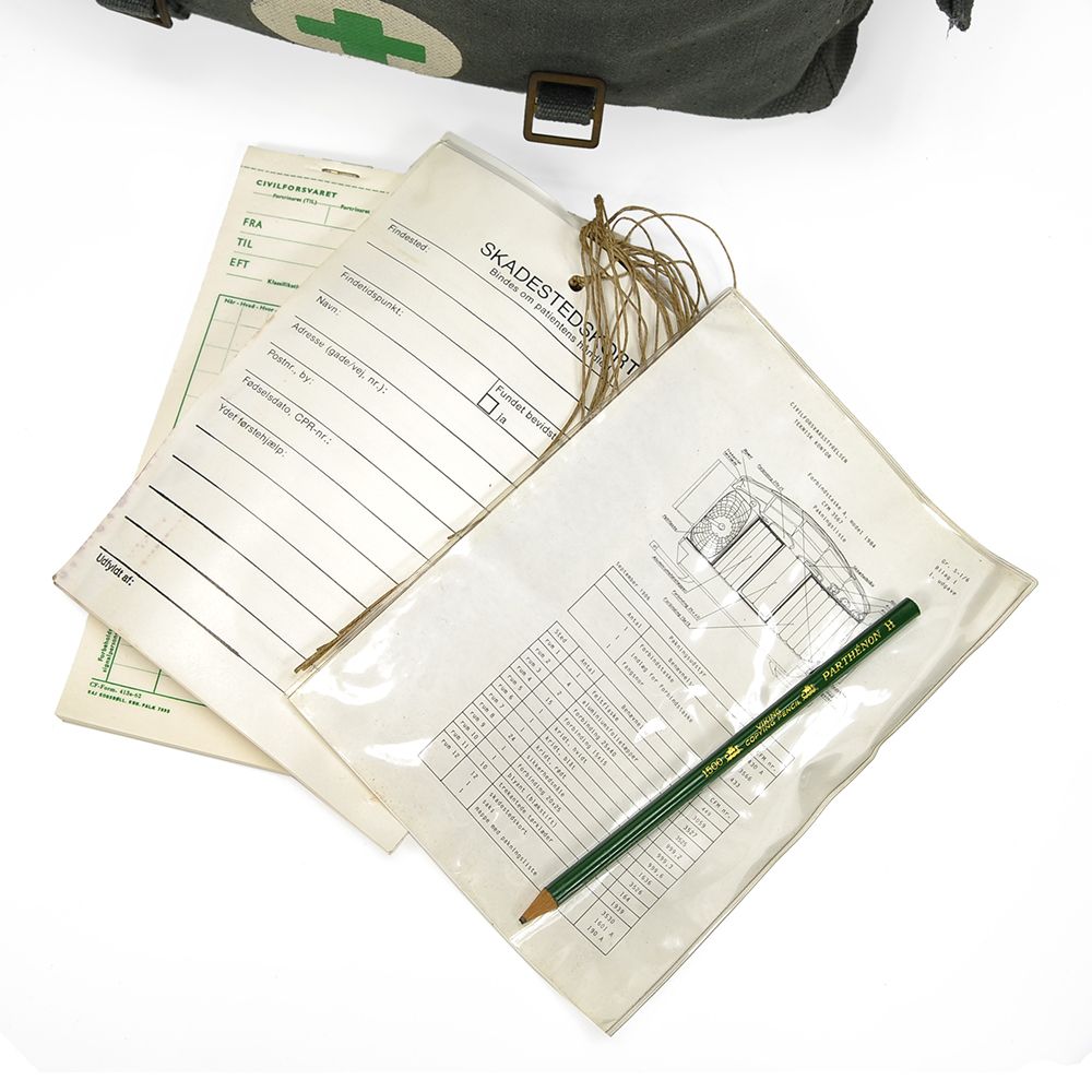 軍放出品 ホスピタルメディカルキット デンマーク軍 | ミリタリー