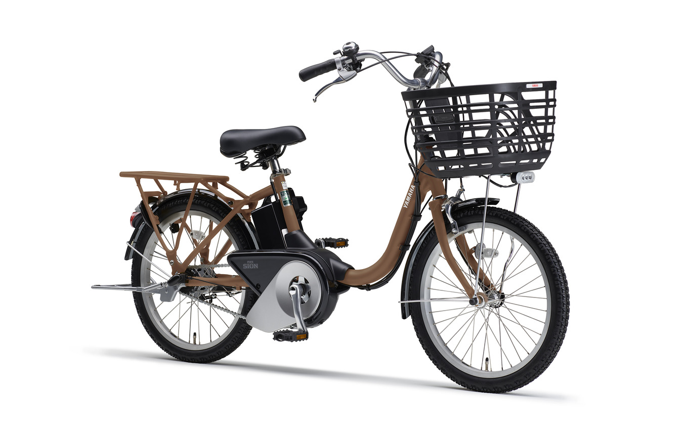 あつかいやすく、わかりやすい、親に贈るはじめて電動アシストにも最適