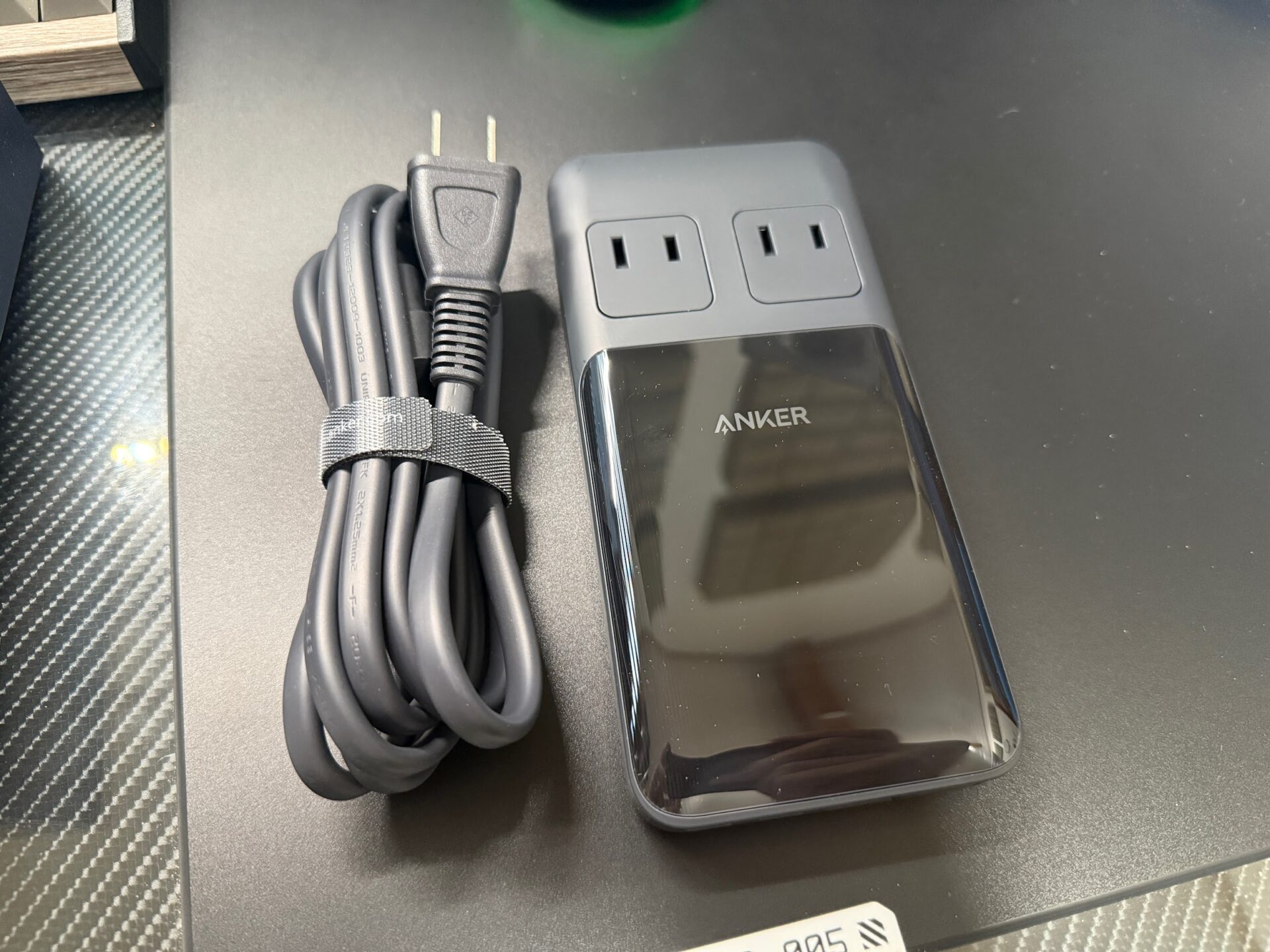 Anker Prime Charging Station (6-in-1, 140W) レビュー：薄型ボディ