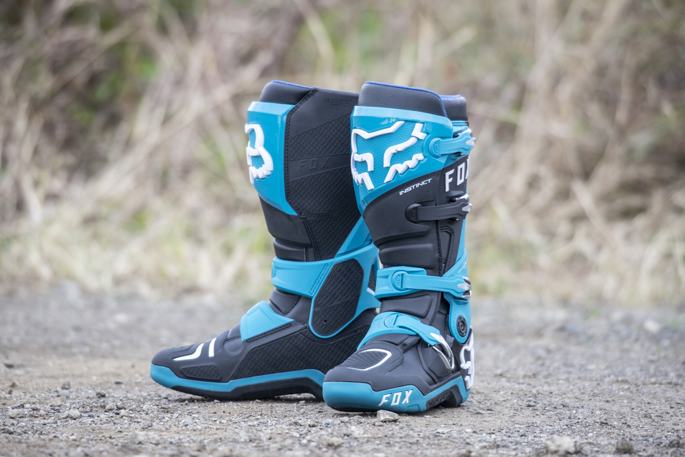 FOX オフロードブーツにおける価格、プロテクション、操作性の関係