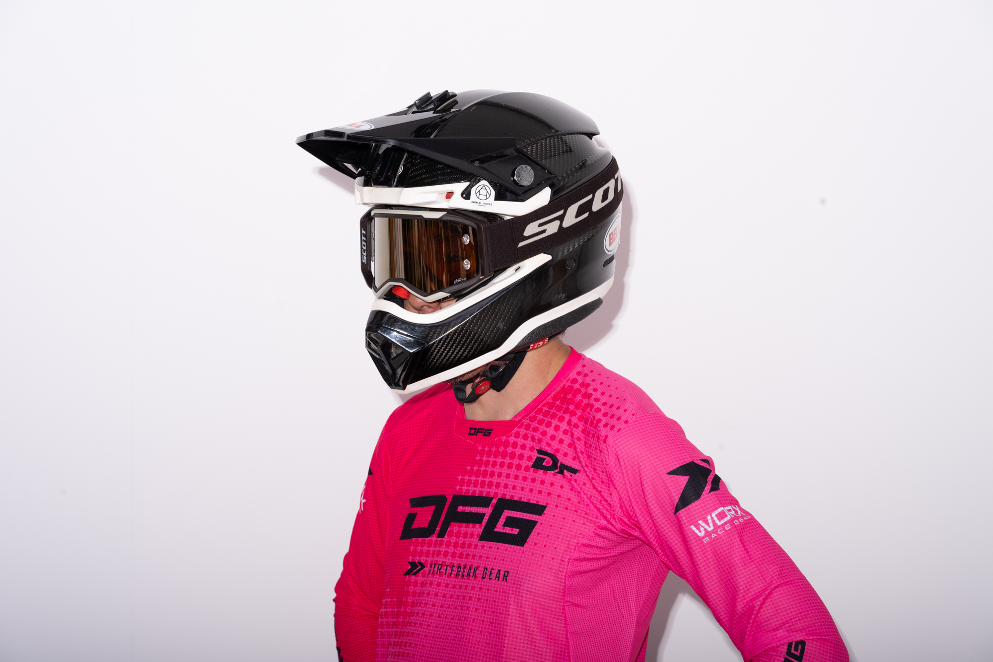 速さを左右するのは視界？ オフロード走行における「見る力」 - RIDE-HACK