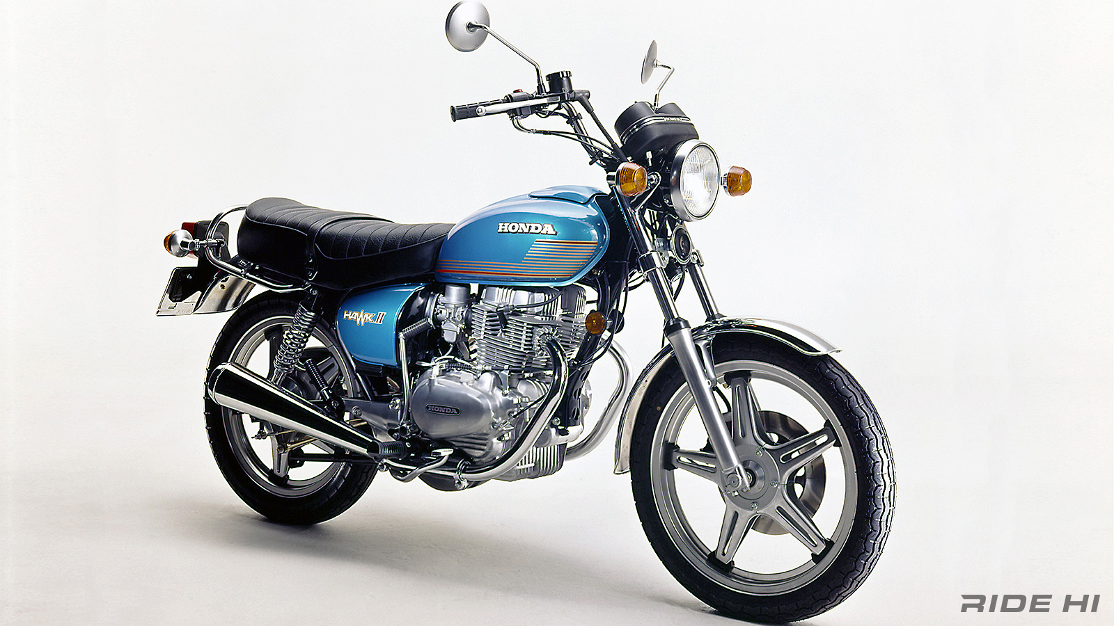 HAWKIIの時代に逆らうようなトラッドデザイン！【このバイクに注目