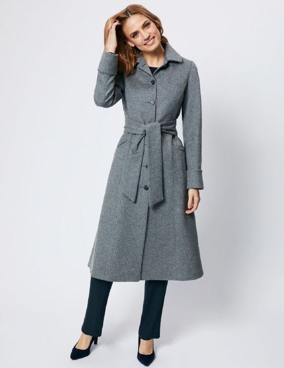 コート着こなし、キャサリン妃に学ぶ 襟やベルトで差 KATHERINE HOOKER