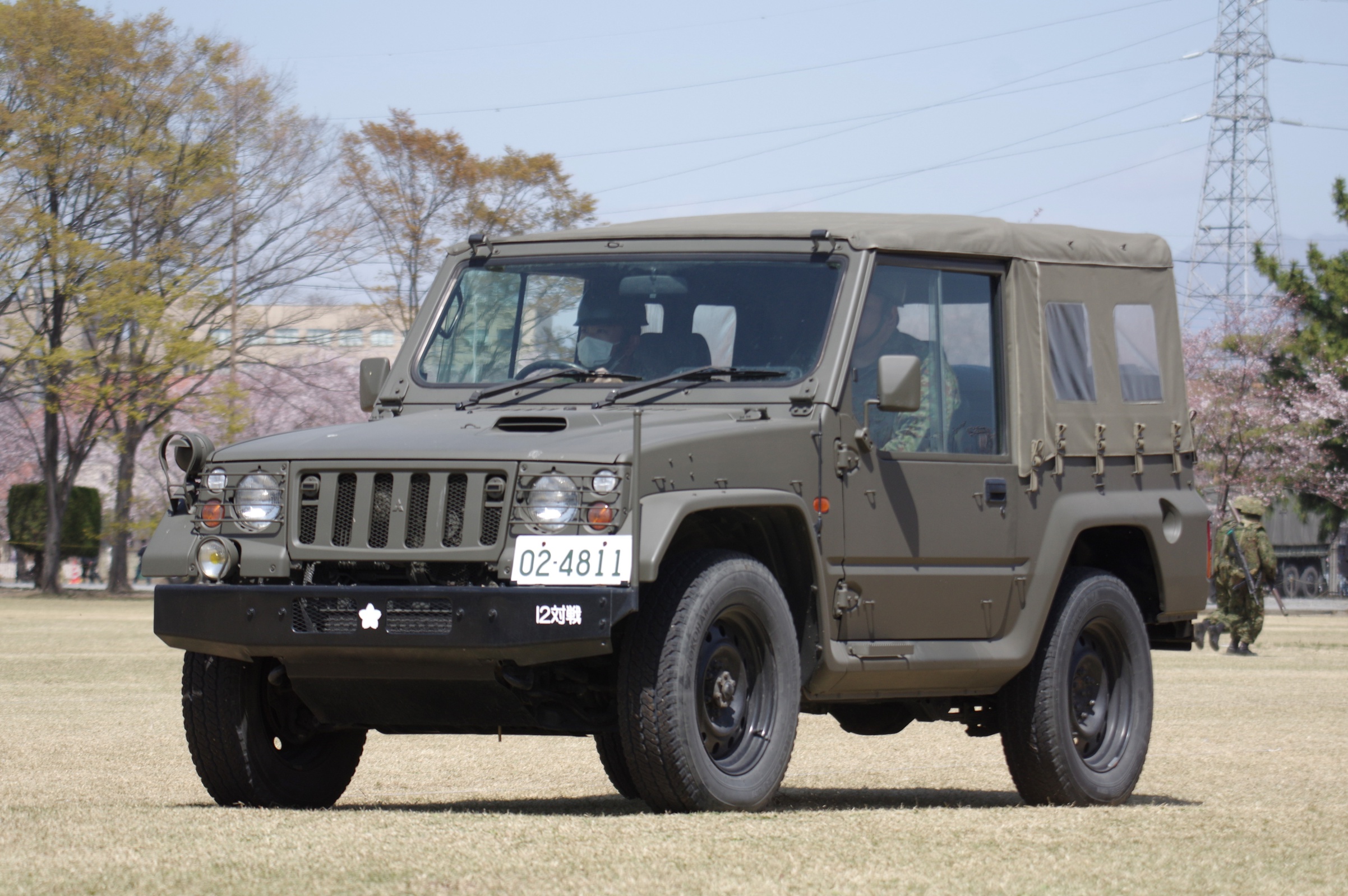 1/2tトラック（73式小型トラック）｜パジェロ・ジープ｜陸上自衛隊