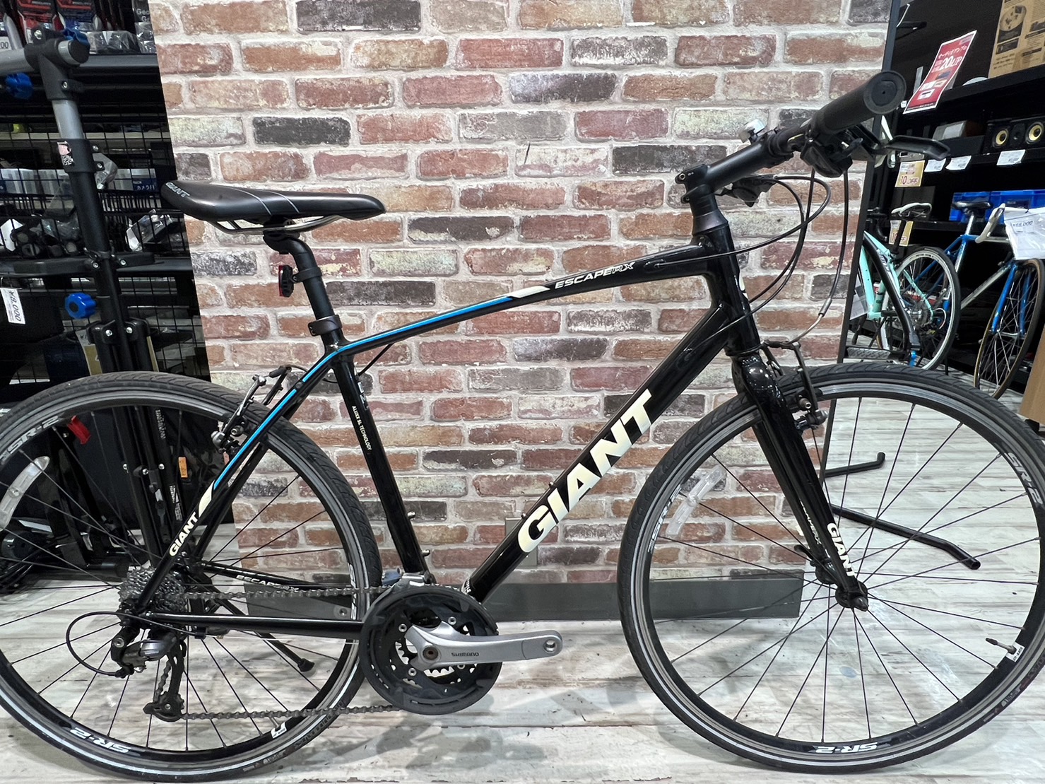 GIANT クロスバイク ESCAPE RX3｜高額買取のロードバイクカウマン