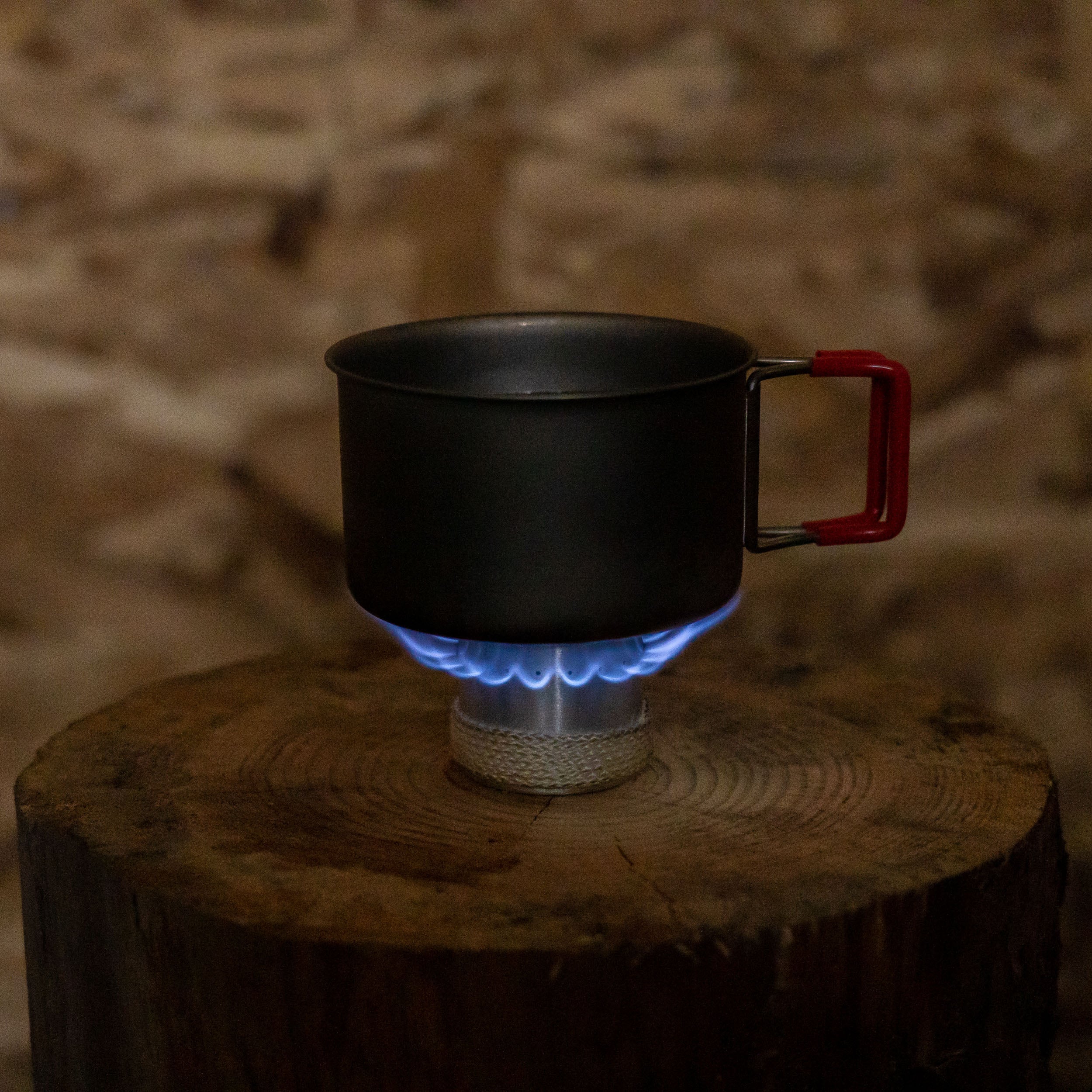 Batchstovez GRAM WEENIE PRO アルコールストーブ | ROCK STEPPERS