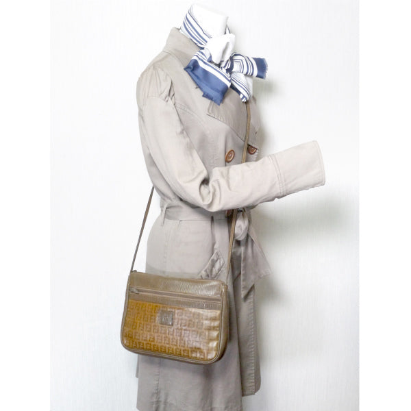 Fendi ズッキーノ柄 斜めがけショルダー（茶） – Vintage Shop Rococo