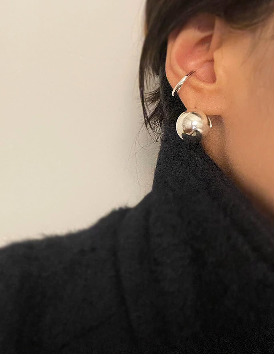 ラウンドボールピアス シルバー925 – 金属アレルギー対応の