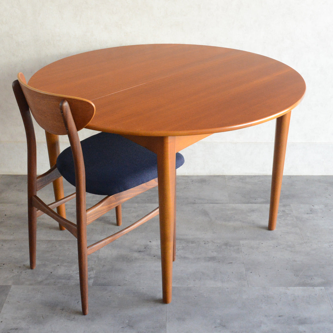 Jentique – Rowan.inc