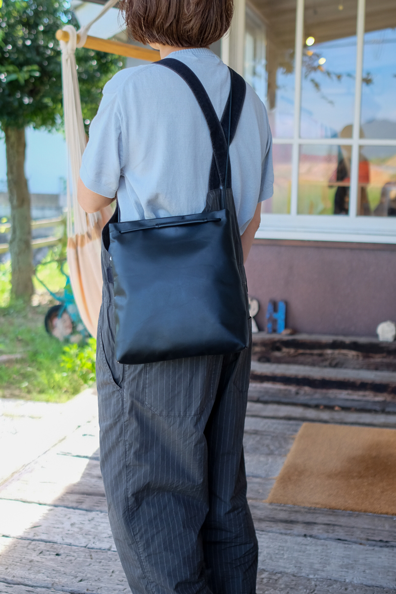 evam eva 2way leather bag - SUSCON + RUSTIC HOUSE ONLINESTORE