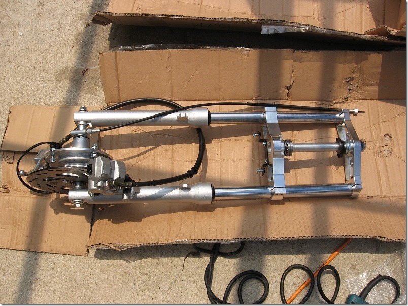 APEのフロントブレーキをディスク化（フロントフォークキット ディスク