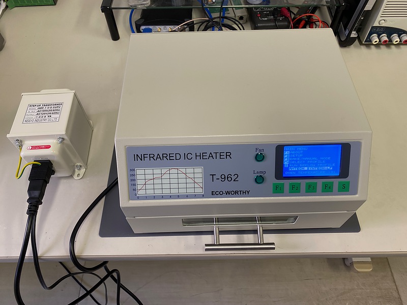 小型リフロー炉T-962の導入 · 高橋 賢