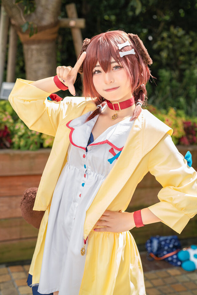 コスプレ】大好きなホロライブ戌神ころねで初コス！ はにかむ笑顔が