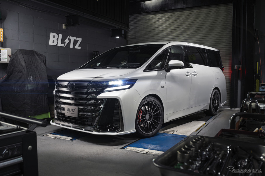 サラッと街乗り、グッと走る。BLITZ流『アルファード・ヴェルファイア