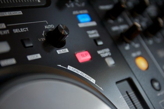 Pioneer DDJ S1 破損あり Review: Pioneer DDJ-S1 - DJ TechTools