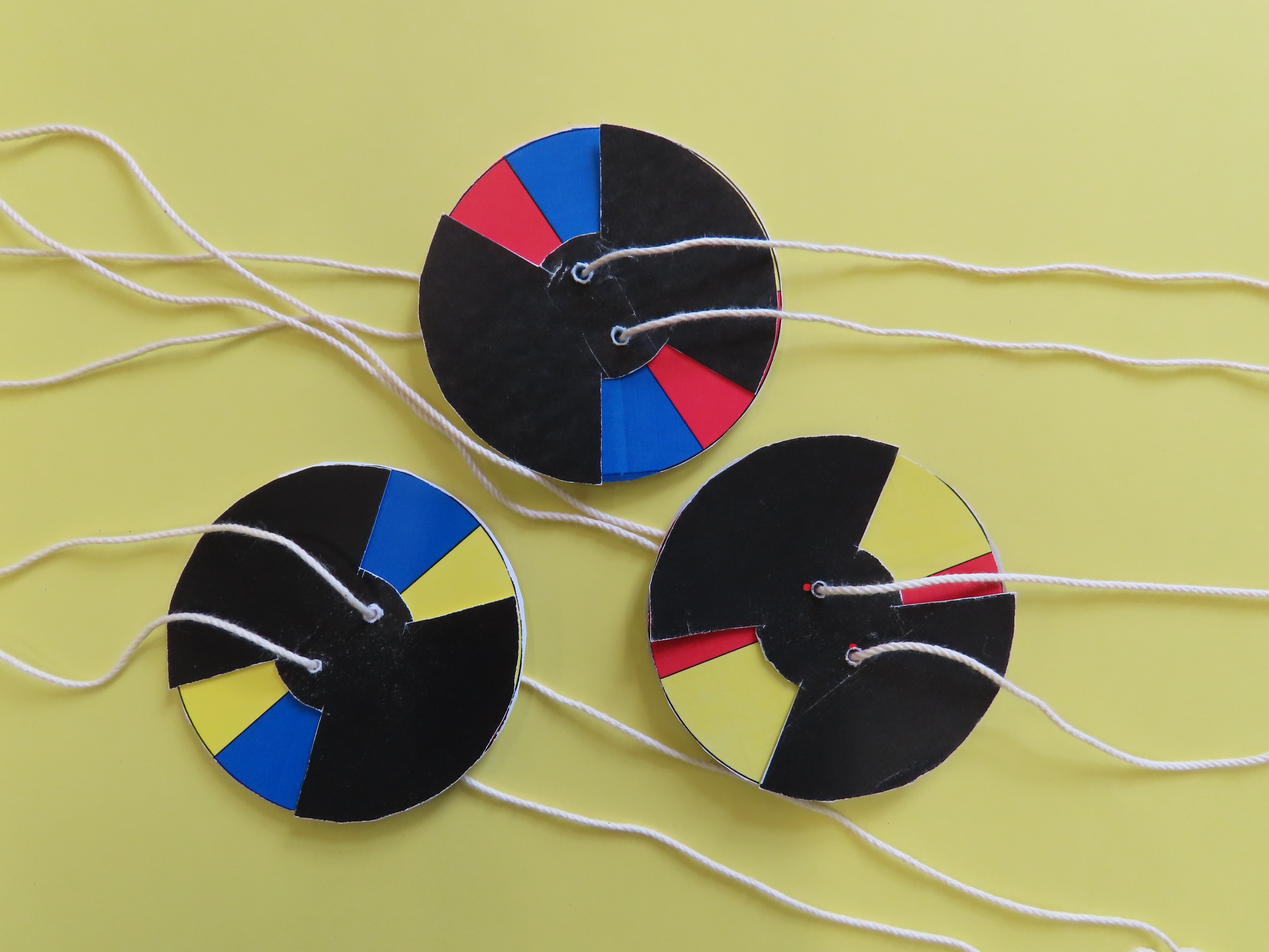 今後のイベント - 体験教室「レインボーぶんぶんゴマを作ろう」（事前