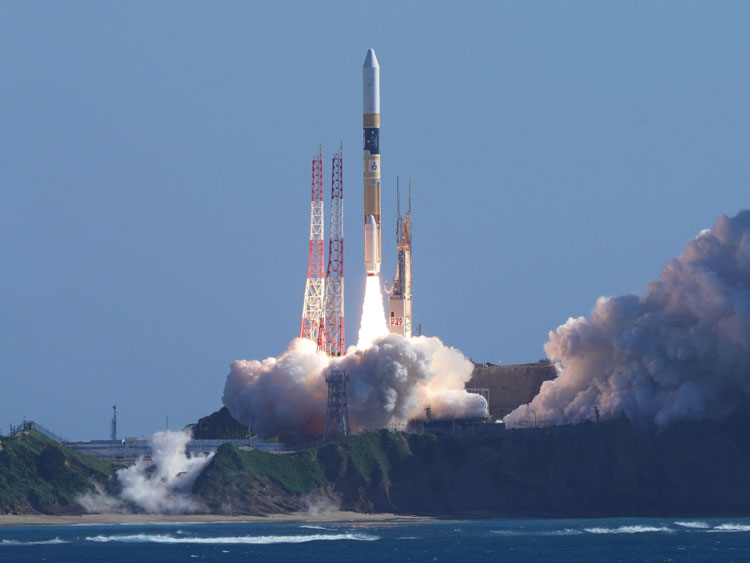 H2Aロケット47号機成功 H3失敗受け対策施し、月面着陸機と天文衛星搭載