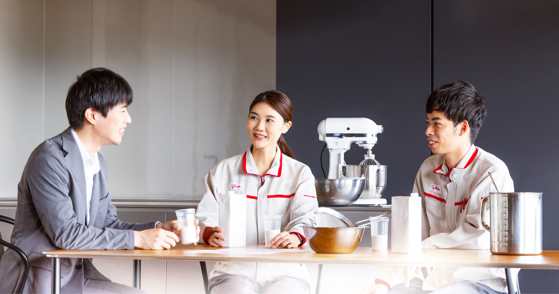 採用サイト｜江崎グリコ