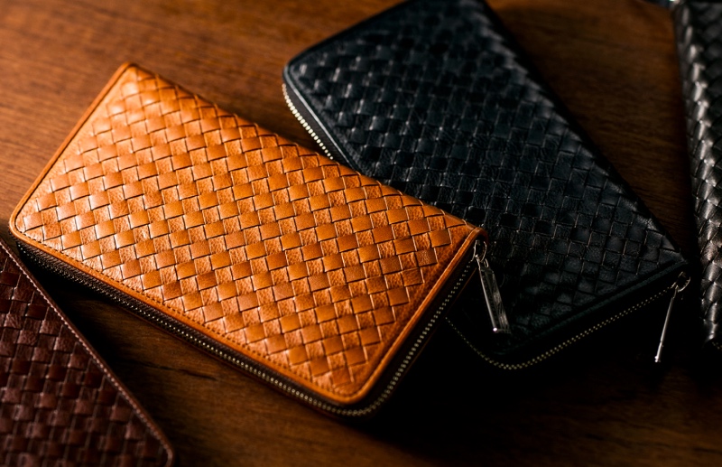 180度開くラウンドファスナー長財布！ココマイスターの