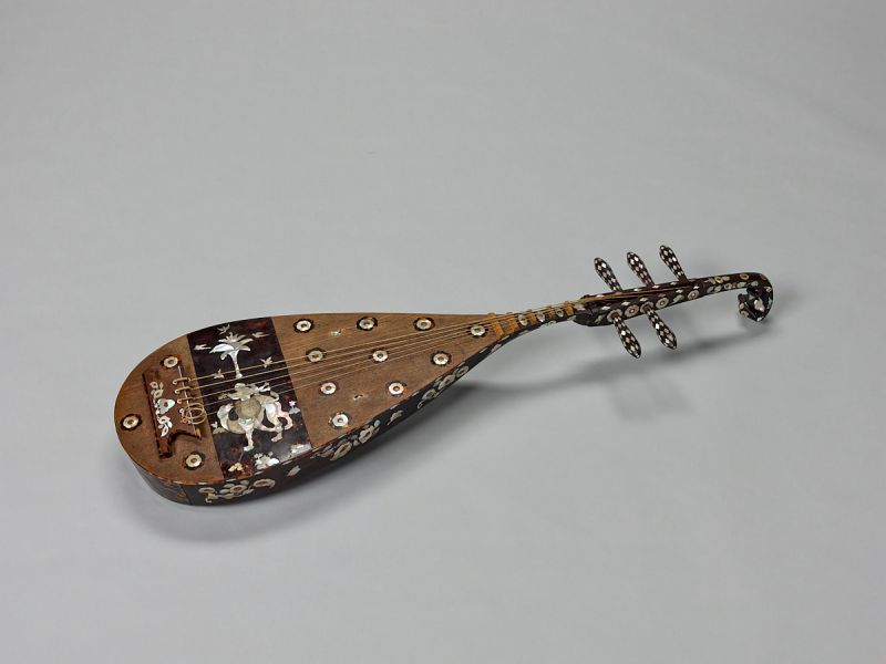 正倉院宝物特別展の「螺鈿紫檀五絃琵琶」を見てきました | 佐々木