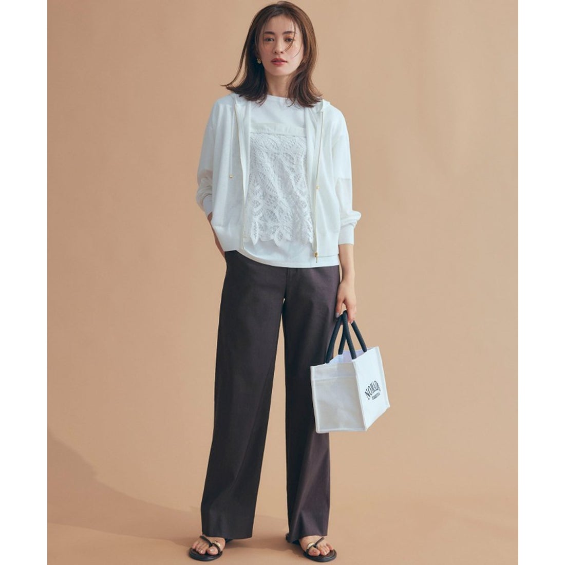 ニジュウサンク 23区 【一部先行予約/汗じみ防止加工】エンブロイ