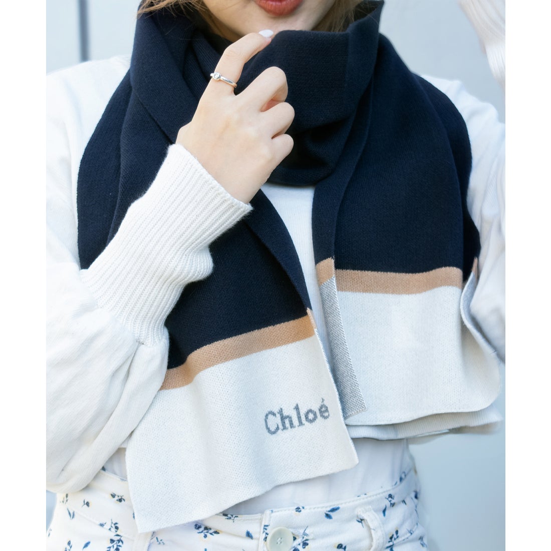 クロエ Chloe マフラー （ネイビー） - ファッション通販 MAGASEEK