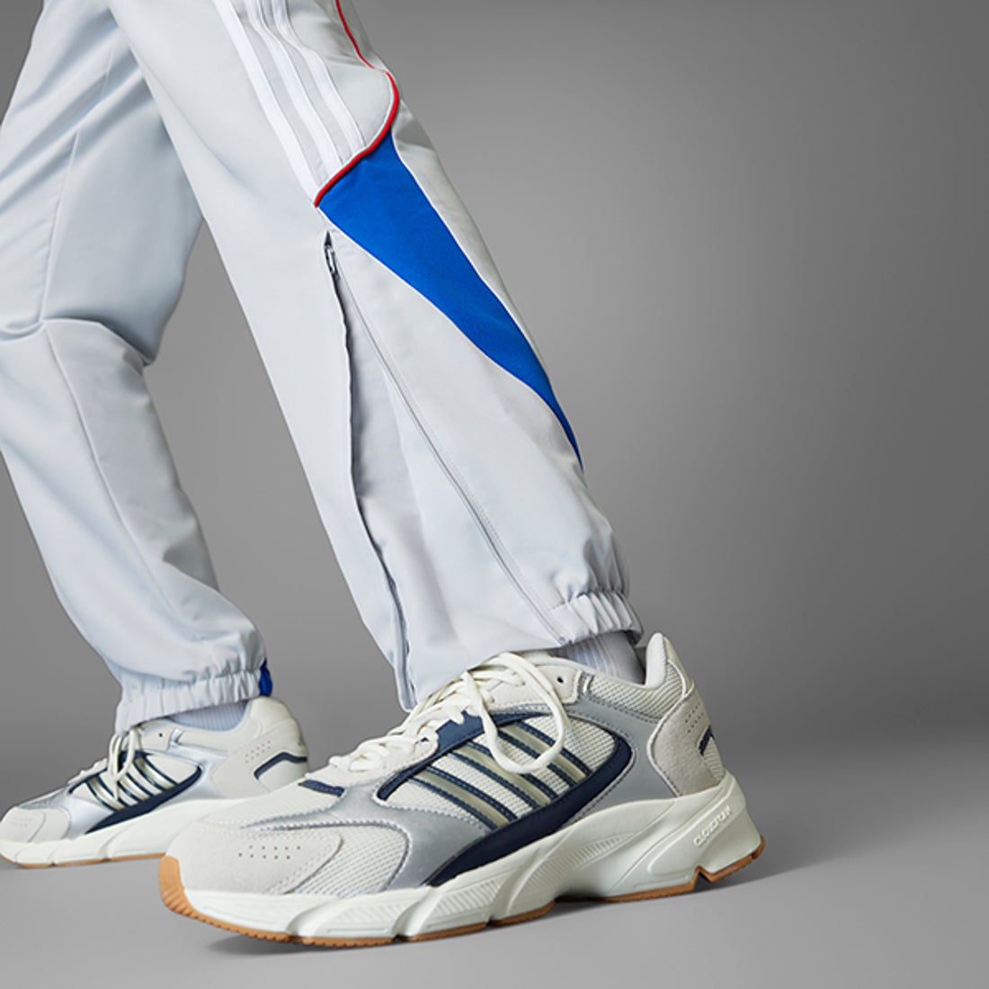 adidas バイエルンミュンヘン URBANPURIST トラックパンツ(グレー