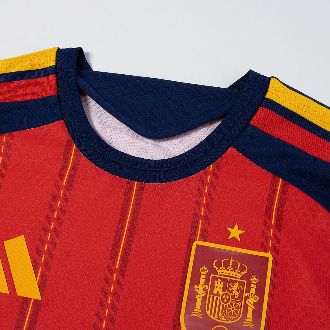 adidas スペイン代表 2026 ホーム オーセンティック ユニフォーム