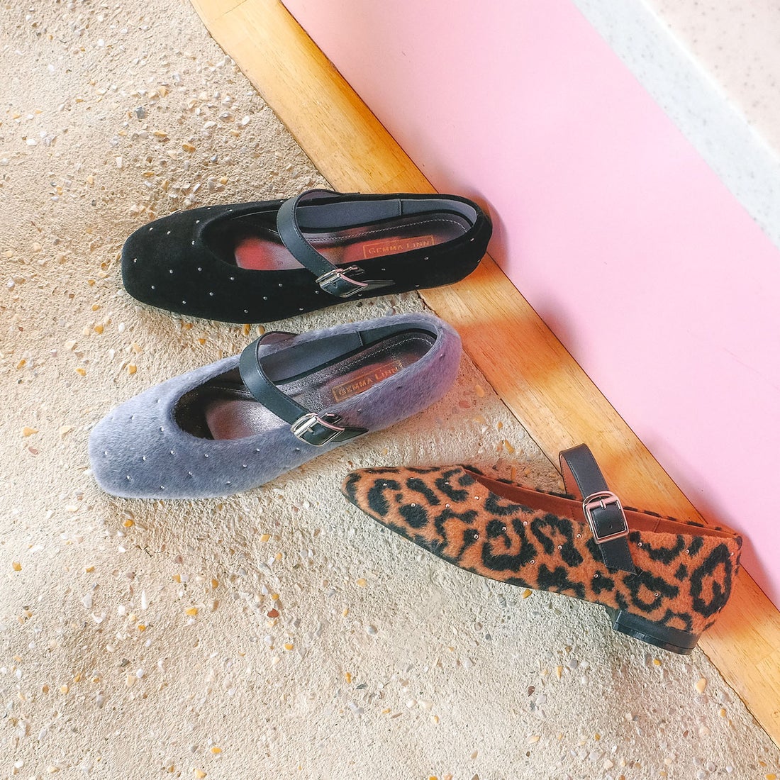 ダニエラアンドジェマ Daniella & GEMMA ストラップ付きバレエフラット