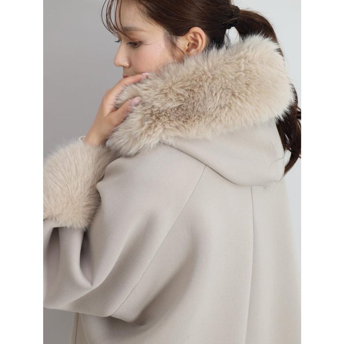 フェンネル FENNEL エコファーポンチョアウター （ブラック