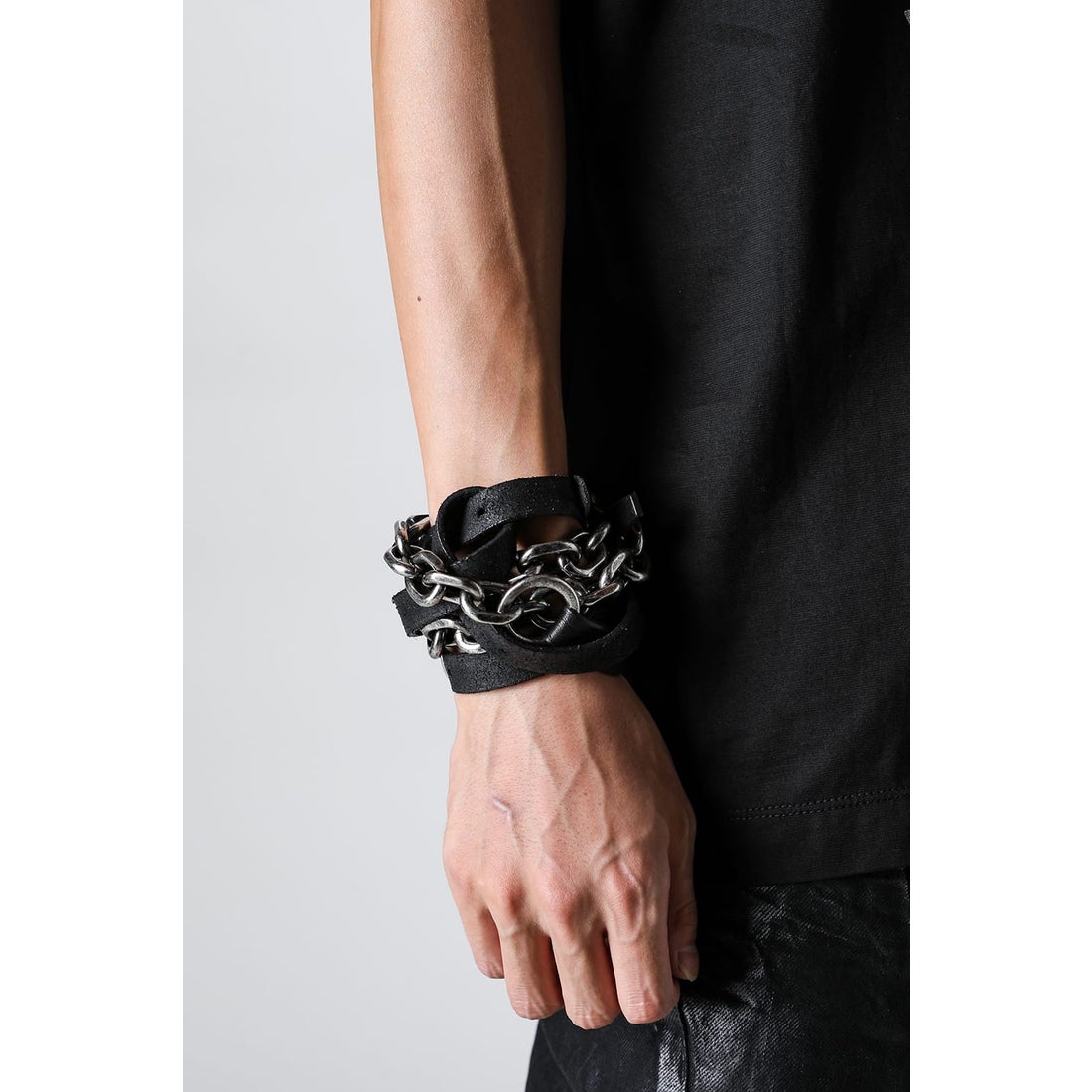 JULIUS Cow Skin Chain Narrow Belt（BK×SV） - Osaka / Kyoto, -FASCINATE